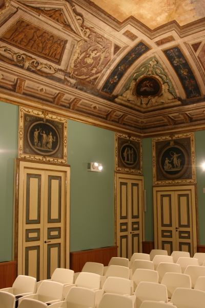 Restauro e di riqualificazione di Palazzo De Mayo